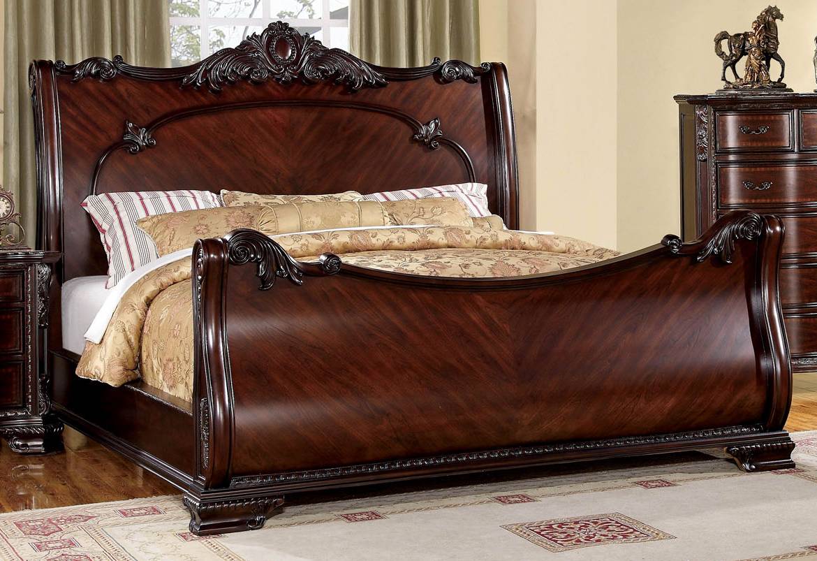 Vyla Traditional Wood Sleigh Bed