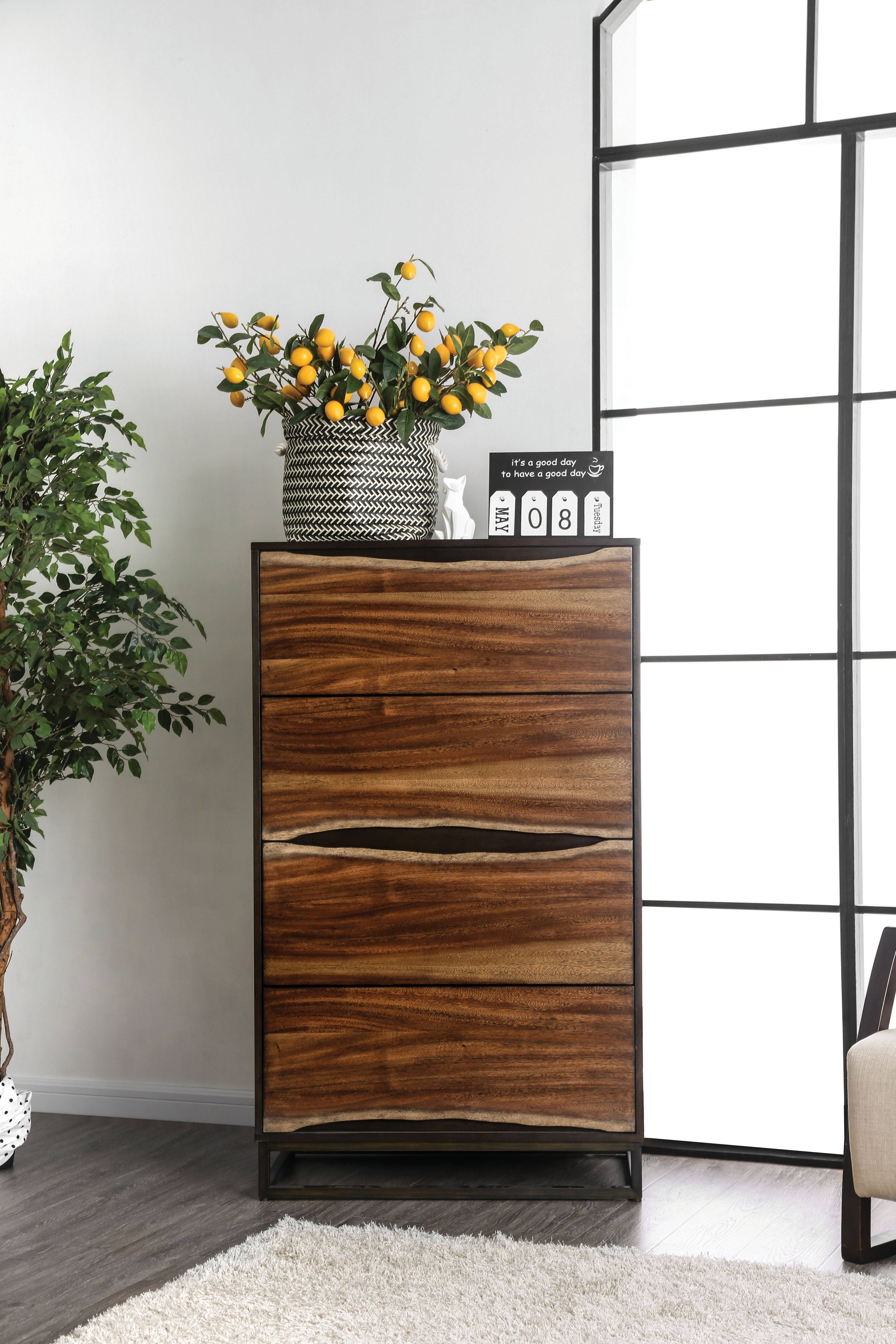 Ryel Rustic 4-Drawer Chest