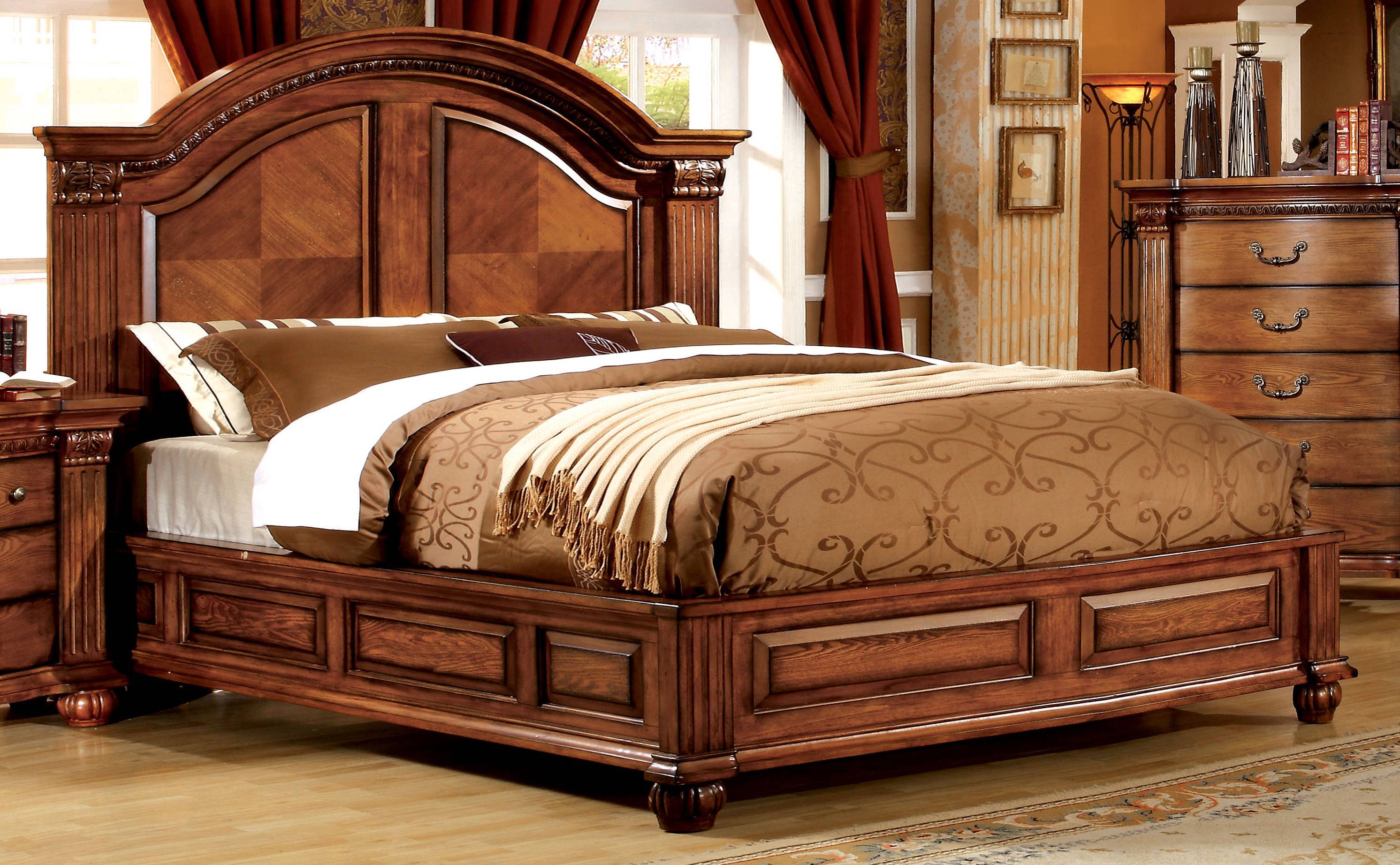 Normare Traditional Solid Wood Panel Bed